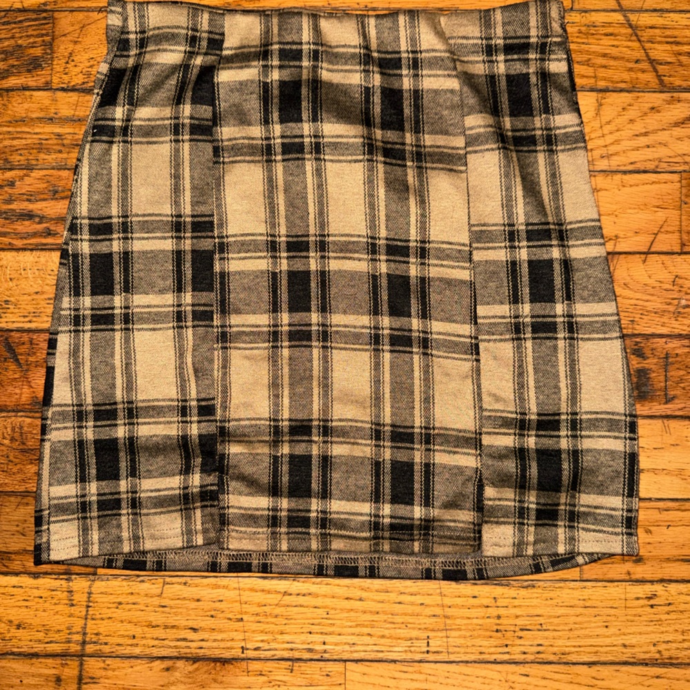 Plaid Tan and Black Women's Skirt